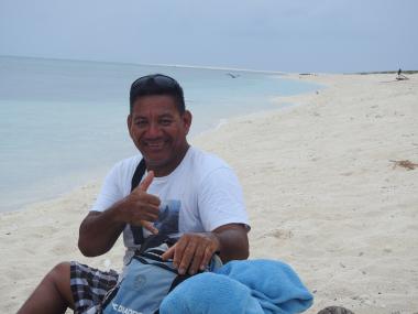 Le traçage du trait et le comptage des traces tortues était journalier durant l'ensemble de la mission. ici, à l'îlot Huon, atolls d'Entrecasteaux (c) DAM SPE
